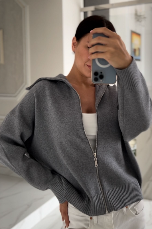 CARDIGAN WITH A ZIPPER