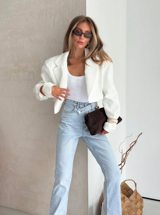 WHITE SHORT JACKETS