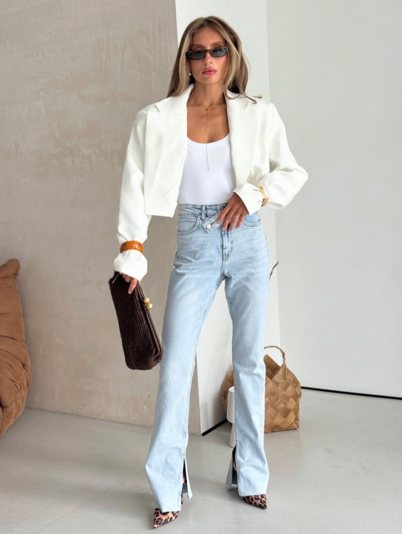 WHITE SHORT JACKETS
