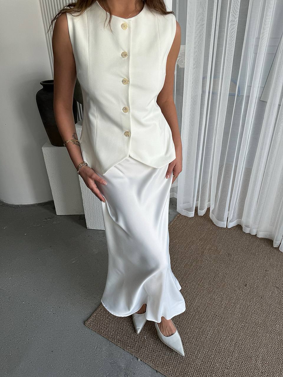 WHITE LONG SKIRT
