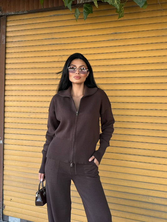 KNITWEAR SUIT