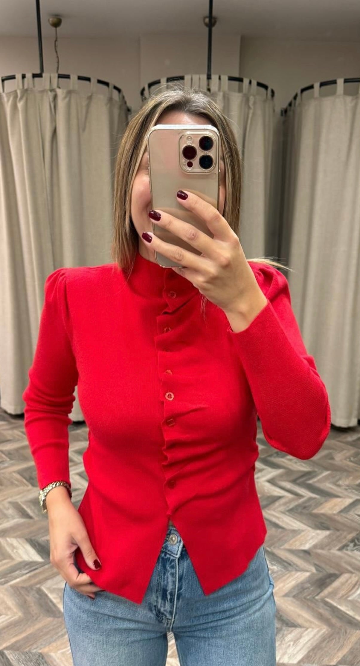 RED KNITTED BLOUSE
