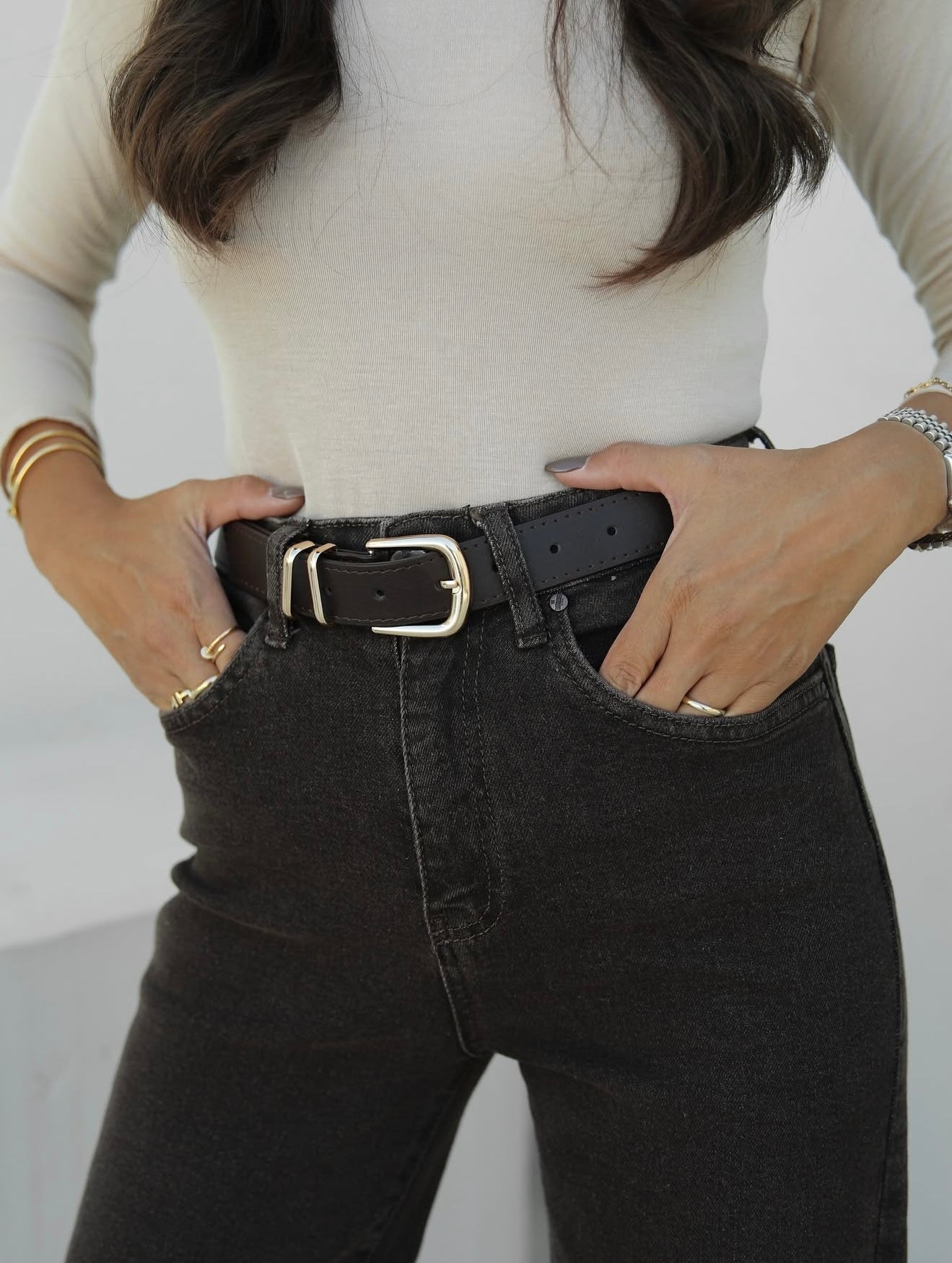 JEANS BROWN WITH A BELT