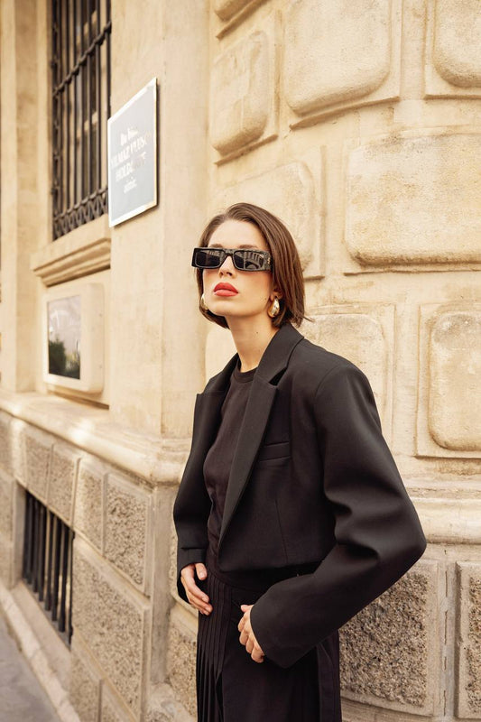 BLACK SHORT JACKETS