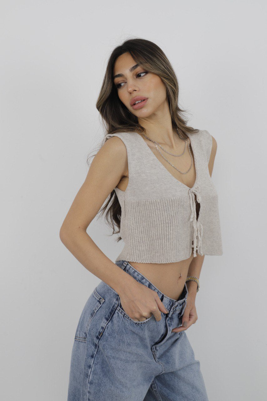 KNITTED TOP